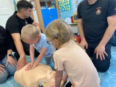 01db73ac 8225 453a 887cff416194350