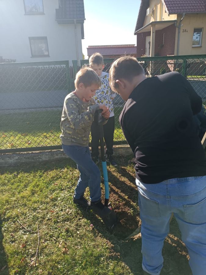 PHOTO 2024 10 22 13 05 04f PHOTO 2024 10 22 13 05 04f