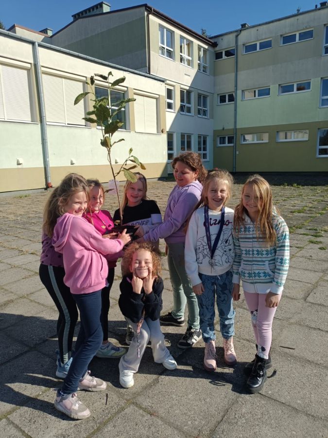 PHOTO 2024 10 22 13 05 05d PHOTO 2024 10 22 13 05 05d